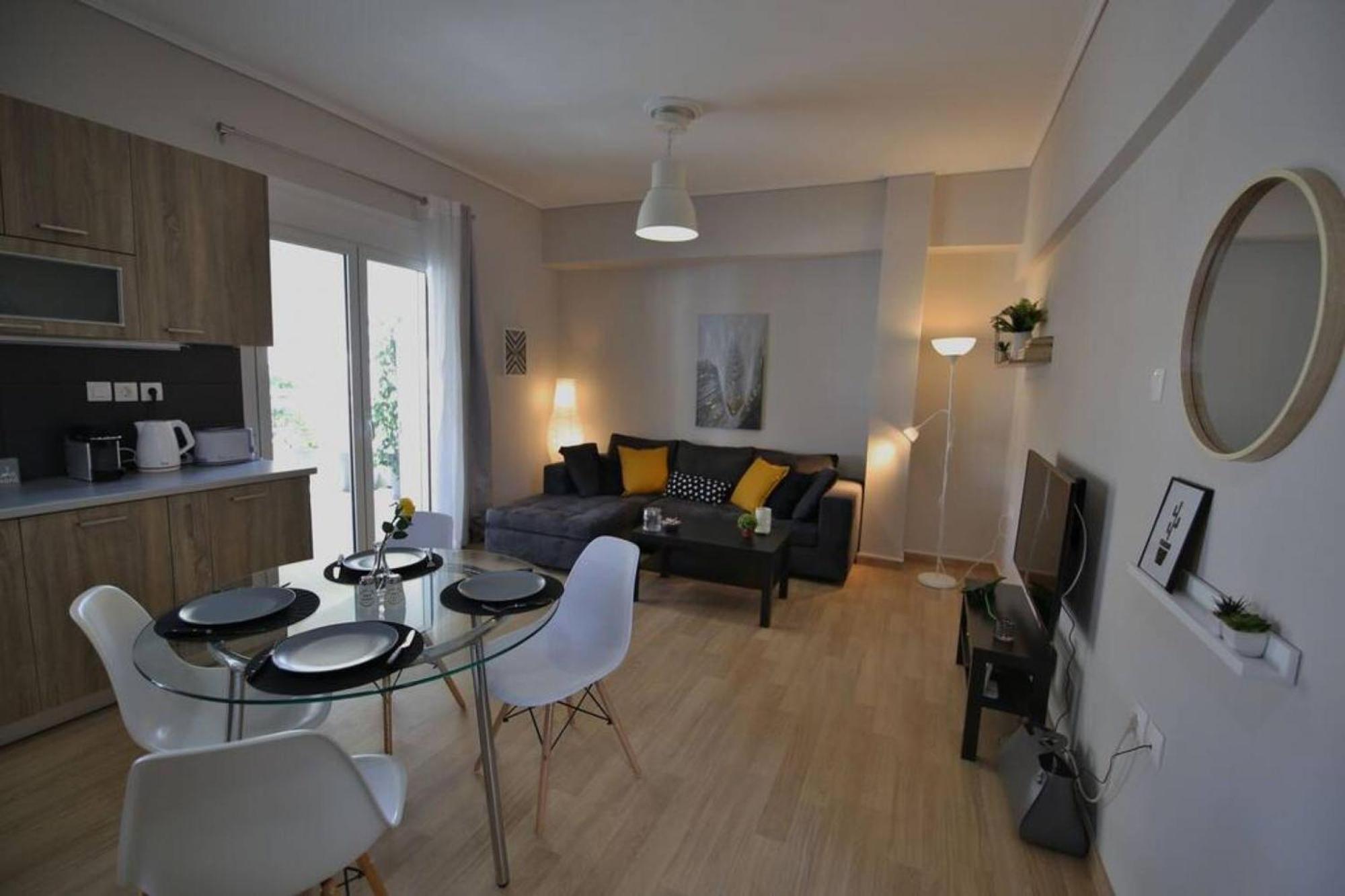 Apartmán Penthouse Lux Flat With 2 Bd Next To Larissis Atény Exteriér fotografie
